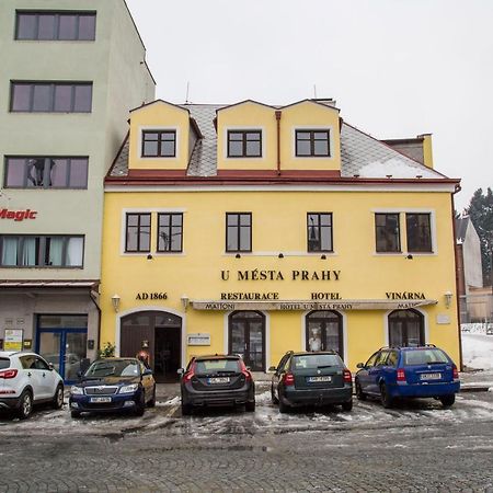 Hotel U Mesta Prahy Наход Экстерьер фото